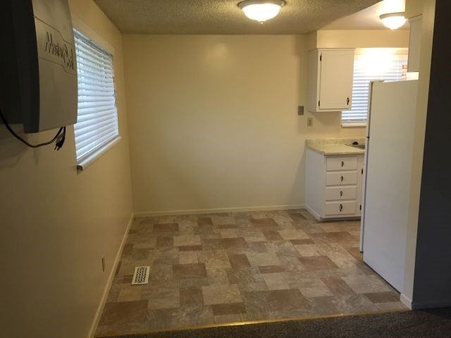 230 E Garfield Ave #2 - Photo 5 of 15