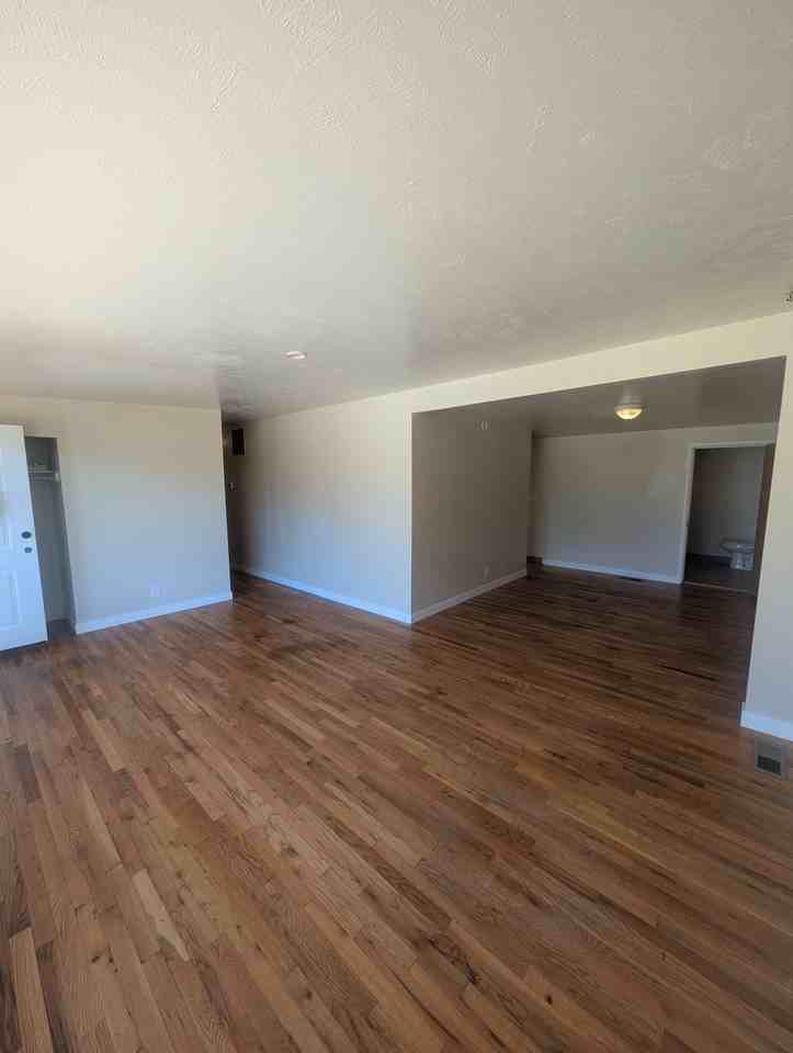 183 Wn - Photo 4 of 12