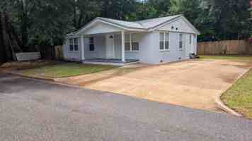 featured image of 202 Law Ave