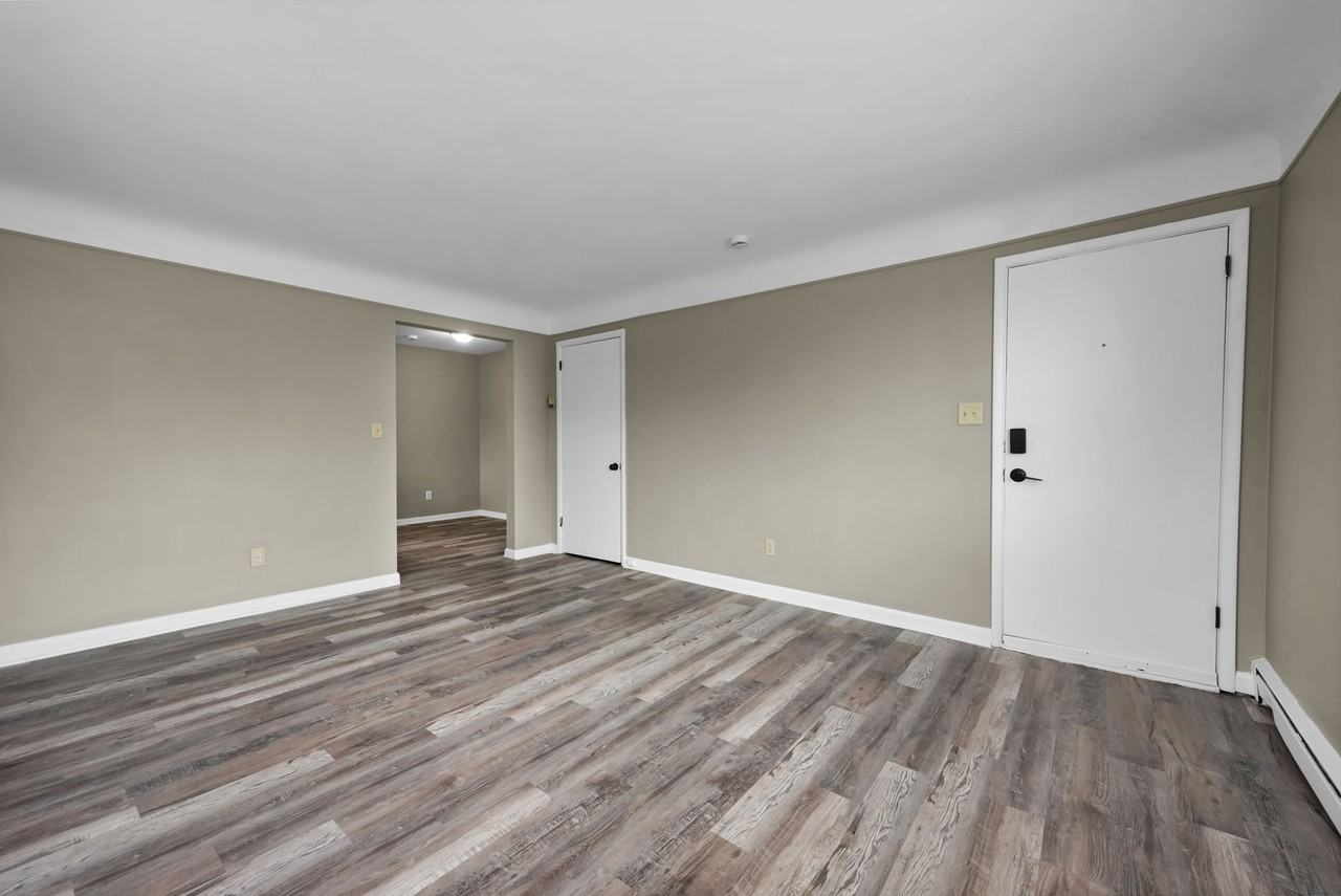 3873 E Galbraith Rd #4 - Photo 5 of 21