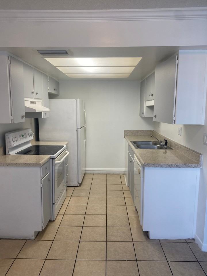 3215 Baird Ave #Q109 - Photo 4 of 5