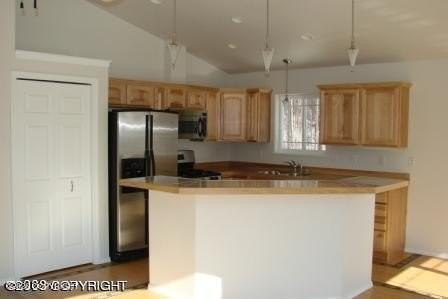 20023 Highland Ridge Dr - Photo 2 of 10