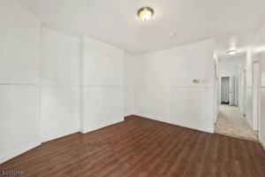 featured image of 190 N 1st St #1