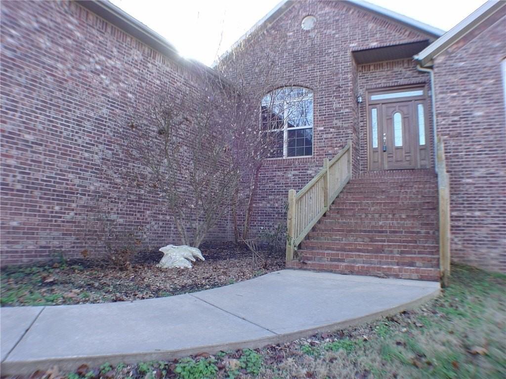 73 Pimlico Dr - Photo 3 of 20