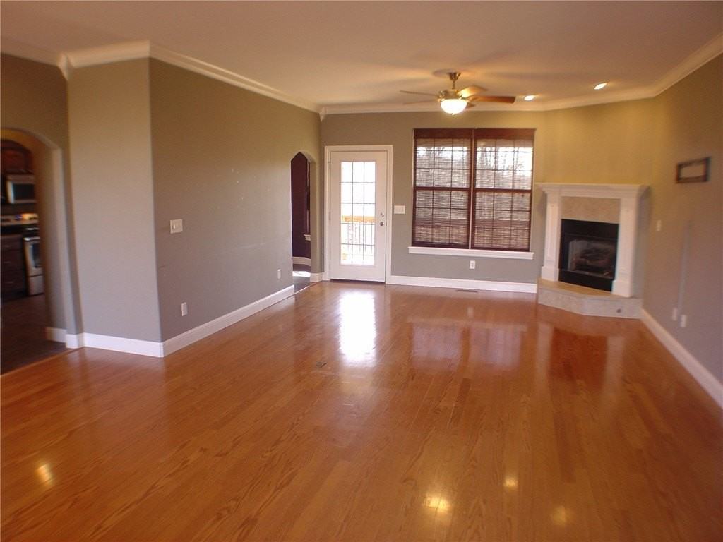73 Pimlico Dr - Photo 4 of 20