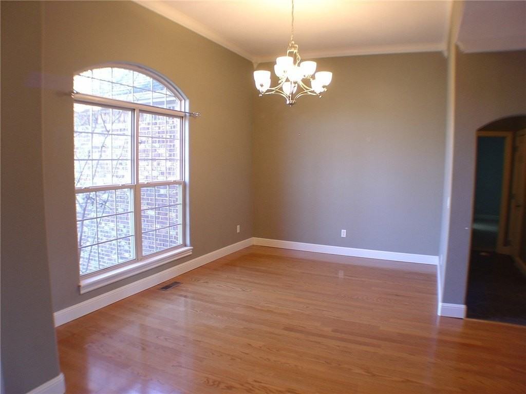 73 Pimlico Dr - Photo 5 of 20