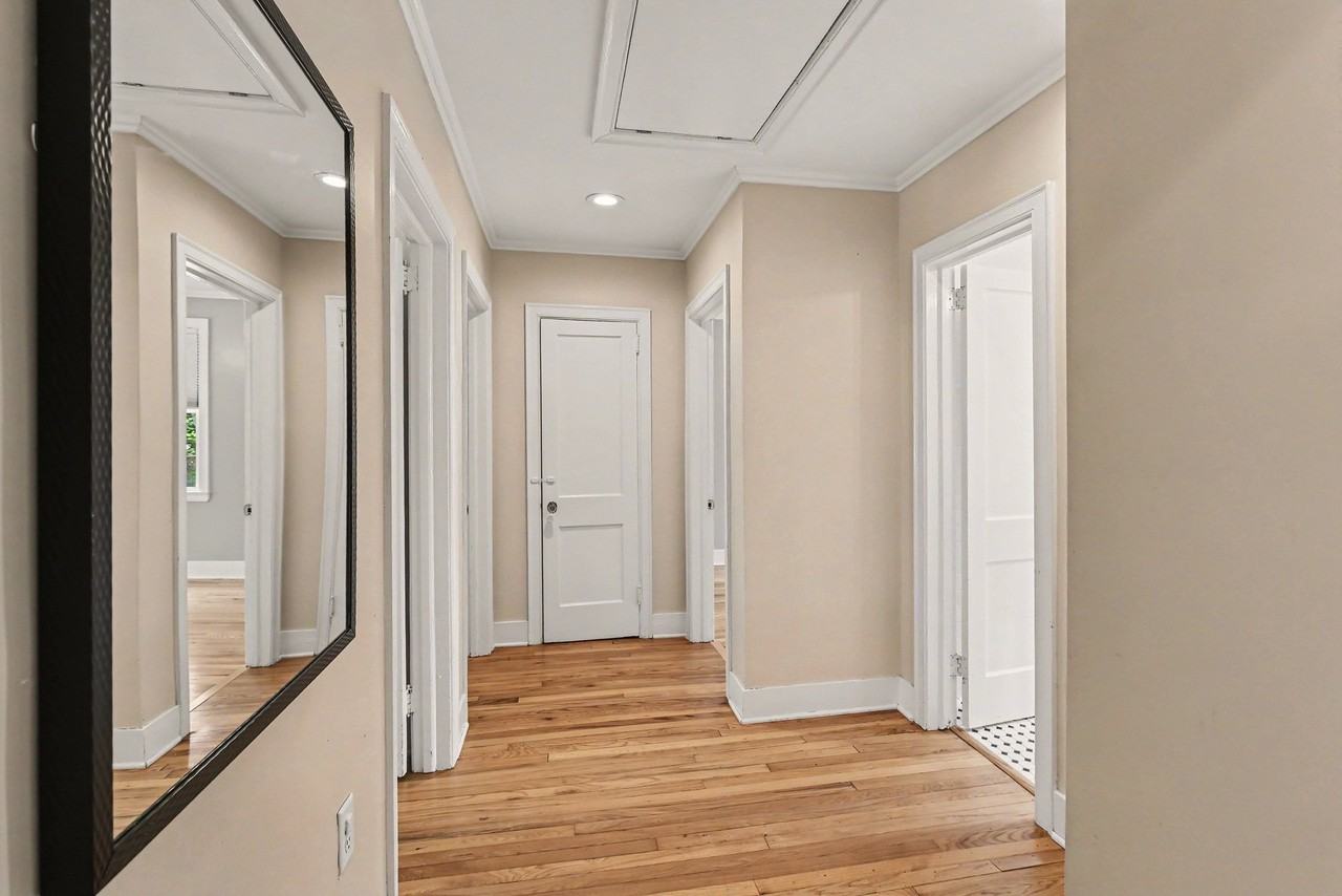 12 Colleton Dr - Photo 2 of 16
