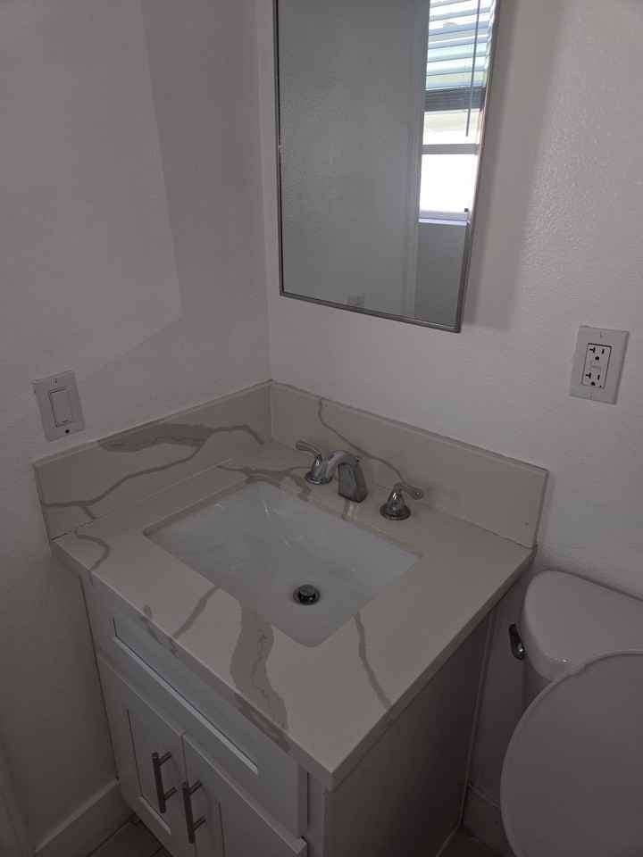2847 Clay Ave - Photo 7 of 14