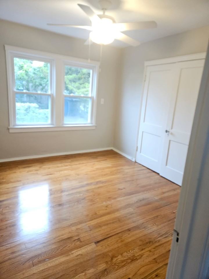 126 Colby Ave - Photo 7 of 16