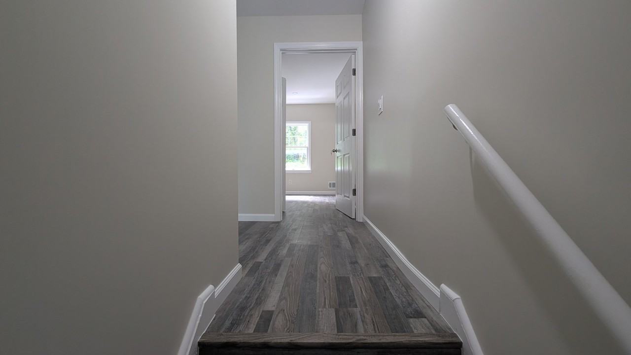 97 Morris St - Photo 7 of 17