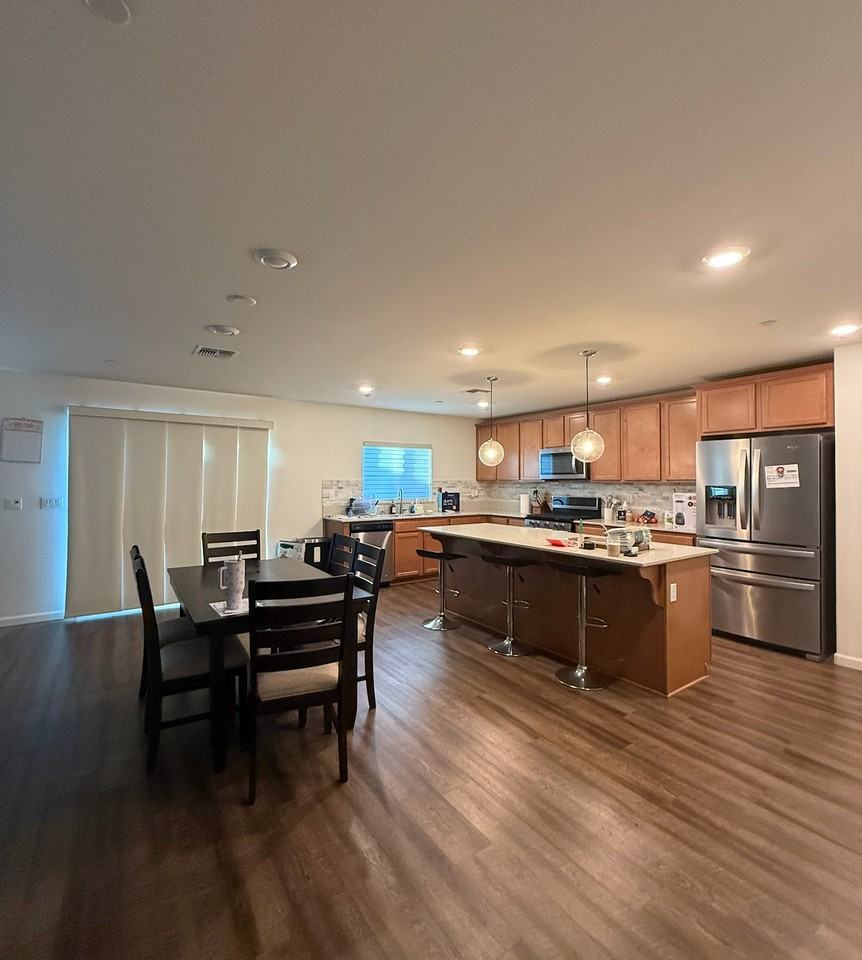 6954 E Braly Ave - Photo 5 of 6
