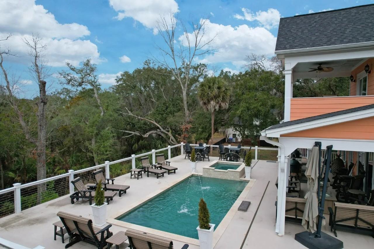 4779 Holbird Dr - Photo 3 of 20