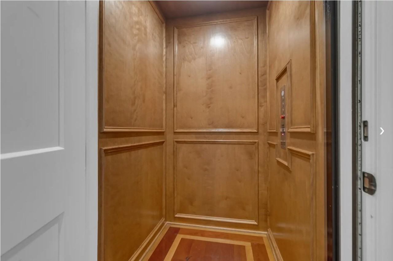 4779 Holbird Dr - Photo 7 of 20