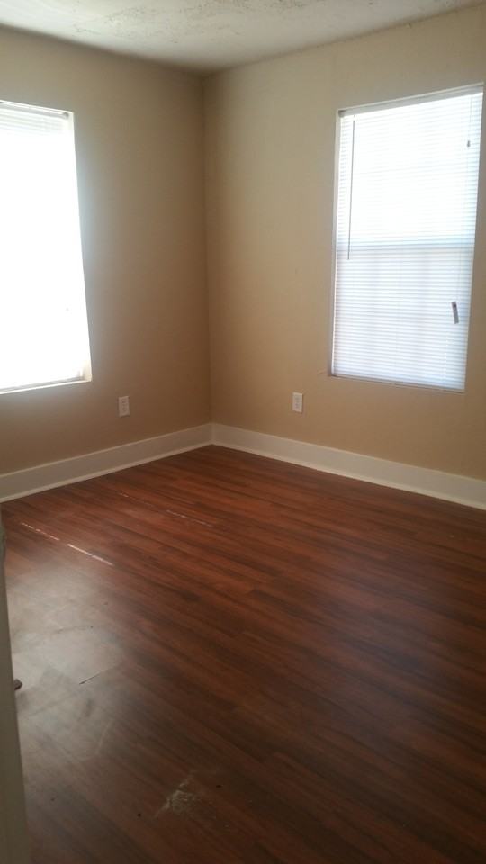 1404 N Nebraska Ave #4 - Photo 3 of 18