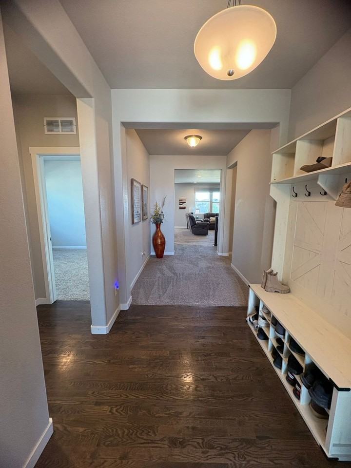 2302 Tabor St - Photo 5 of 17