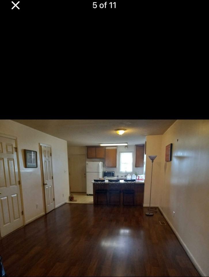141 S Dunn St - Photo 2 of 5