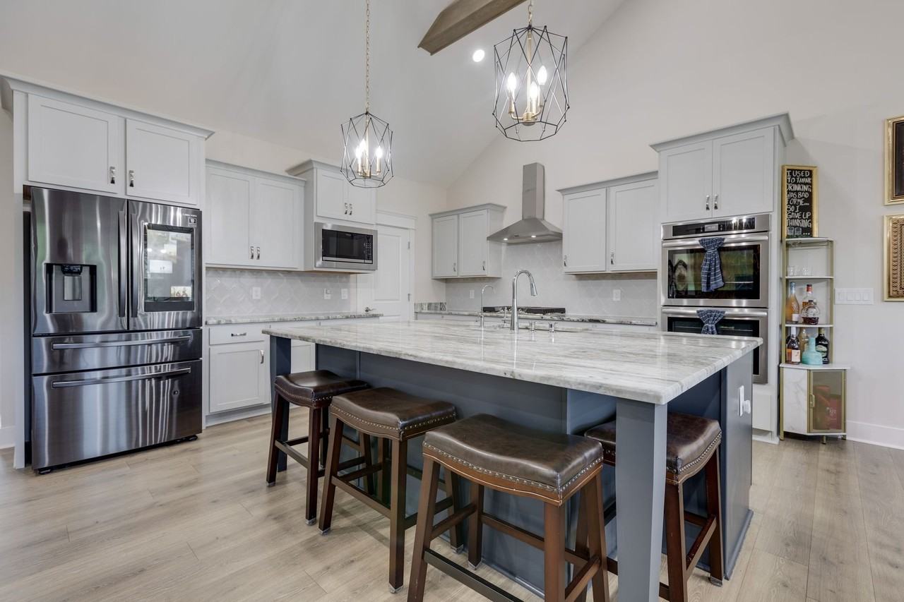 5043 High Park Hill Dr - Photo 5 of 20