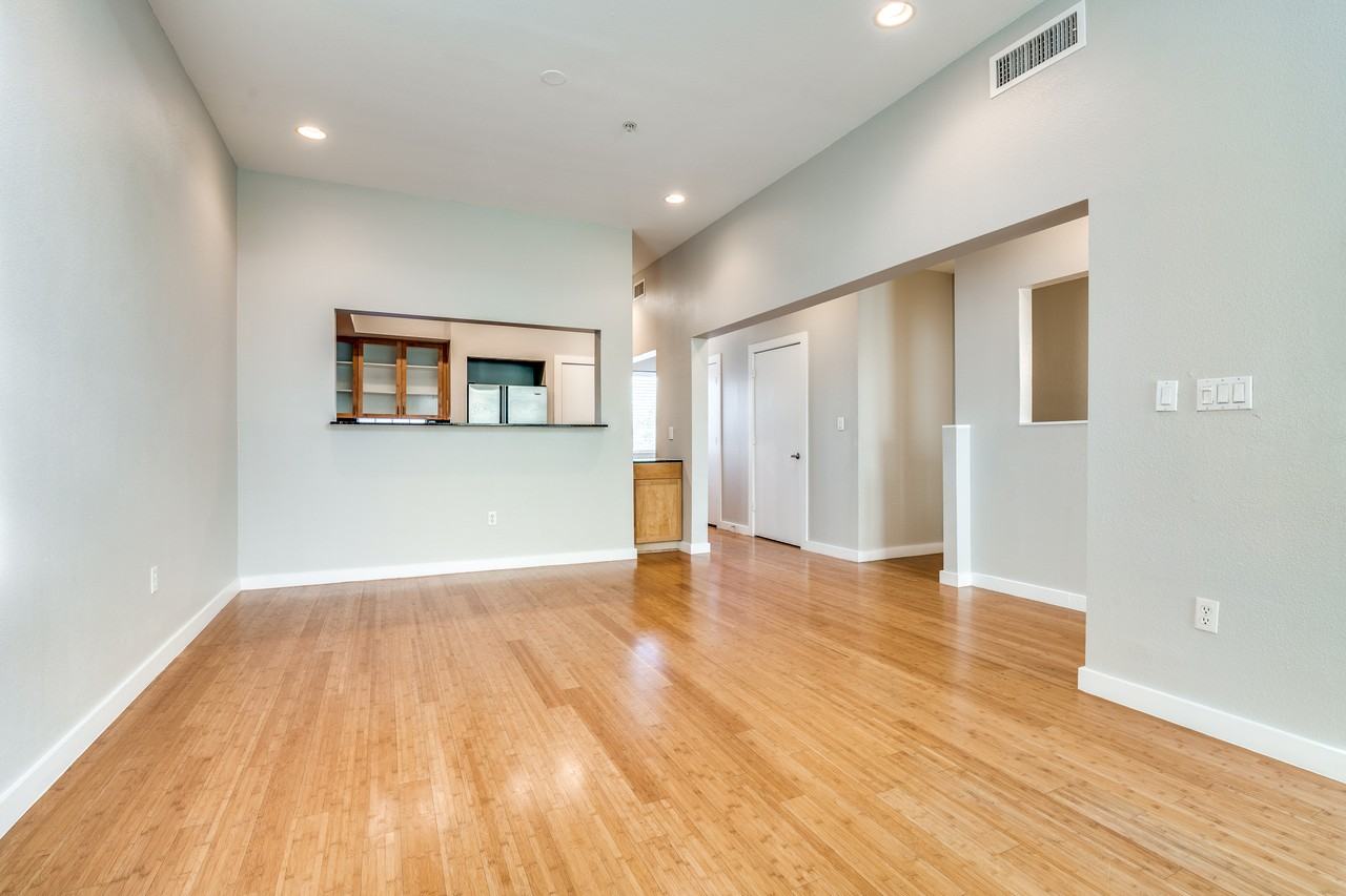 6923 Sumner St #1 - Photo 5 of 13