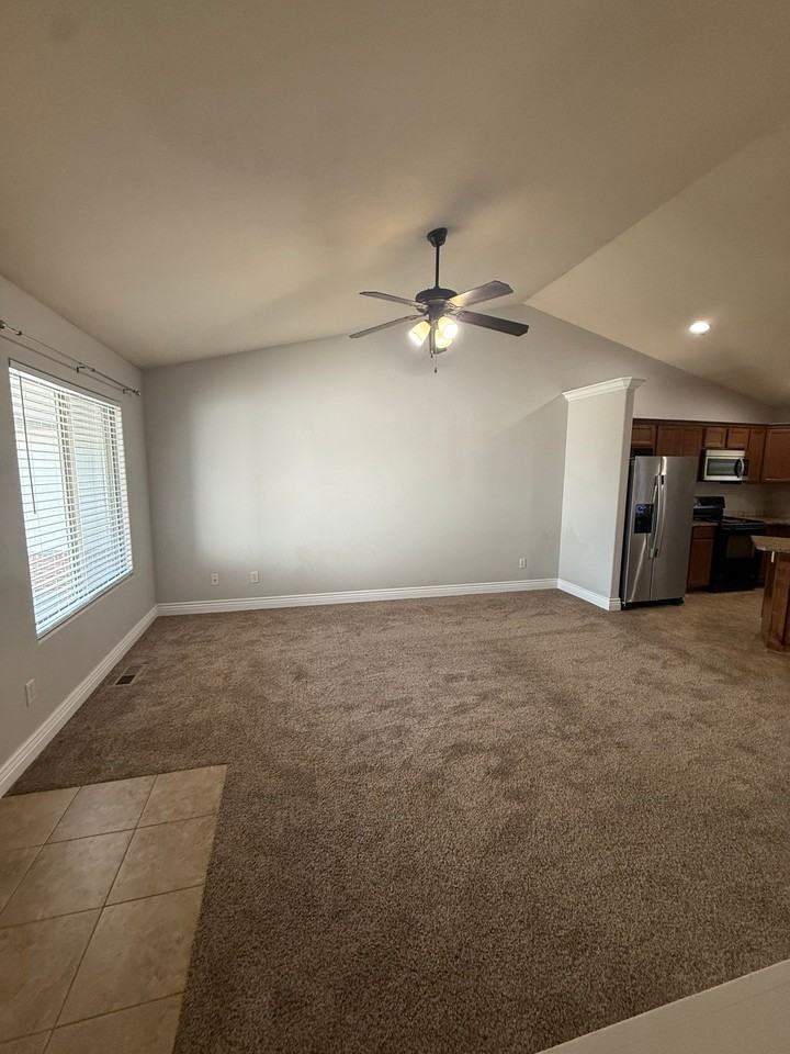 8457 E Granite Ct - Photo 2 of 18