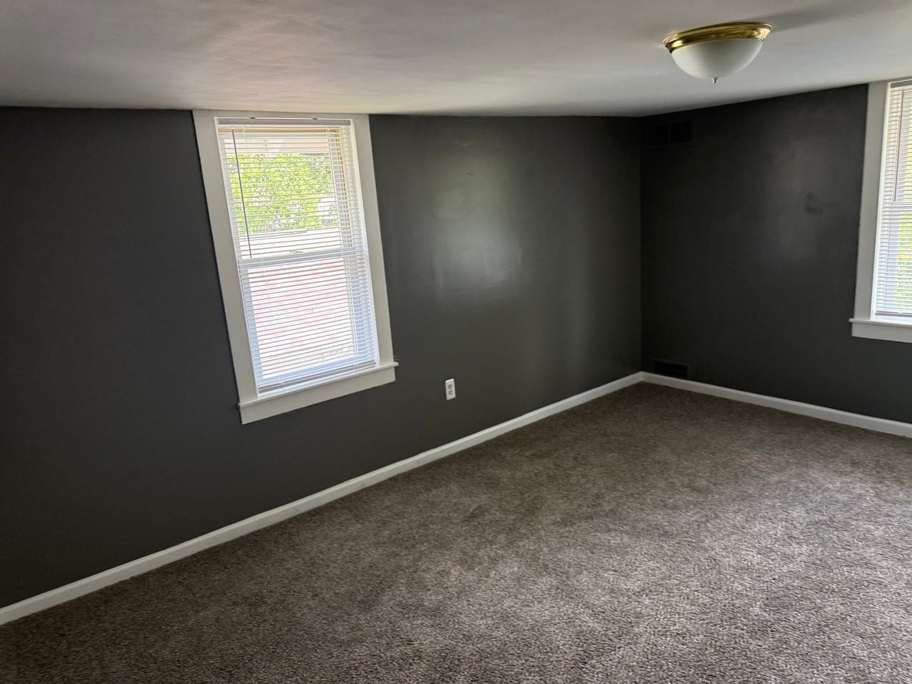 124 Princeton Ave #2 - Photo 3 of 10