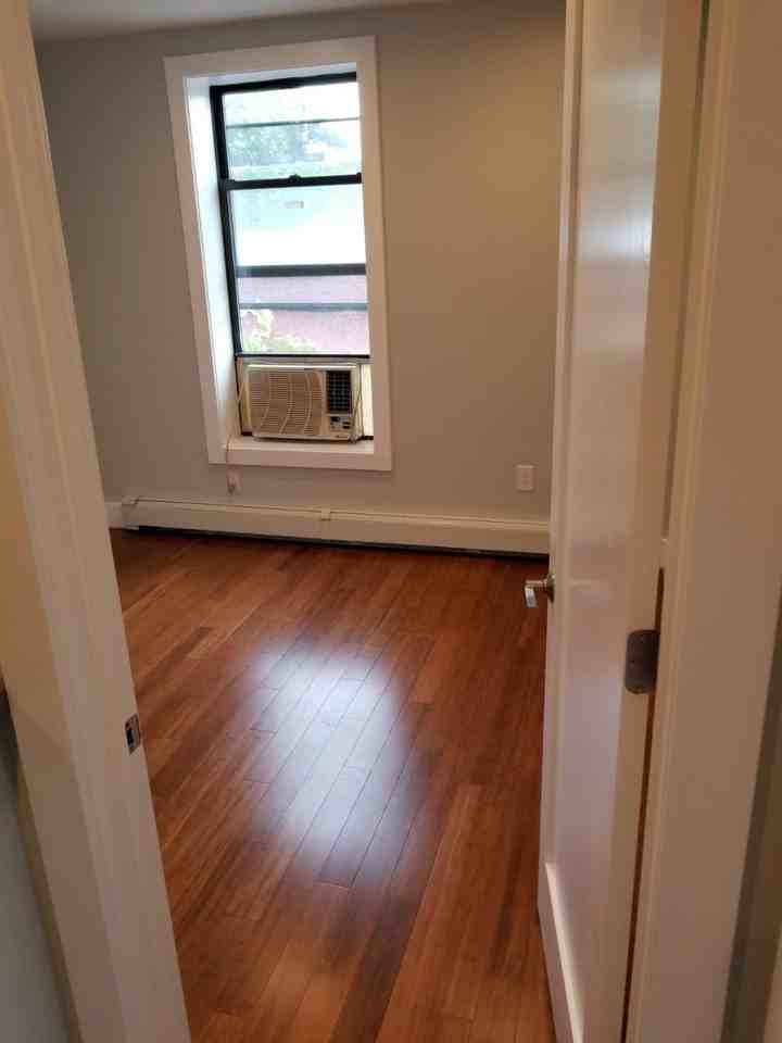987 Greene Ave #3 - Photo 6 of 6