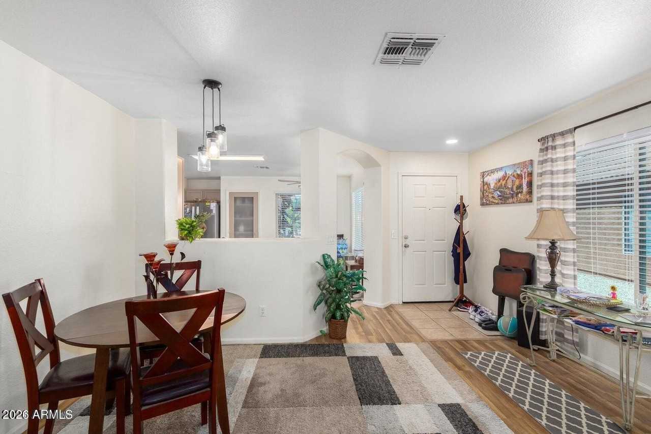 40147 N Cassara Dr - Photo 4 of 18