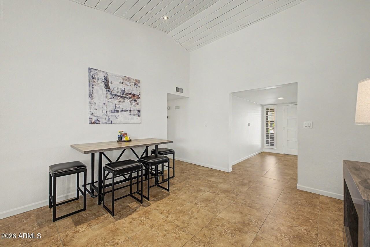 2445 S Catarina - Photo 5 of 50