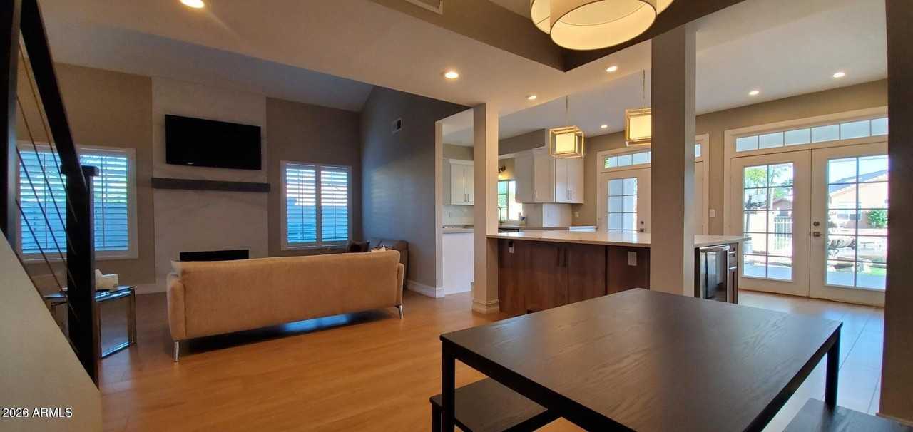 1301 W Windrift Way - Photo 7 of 50