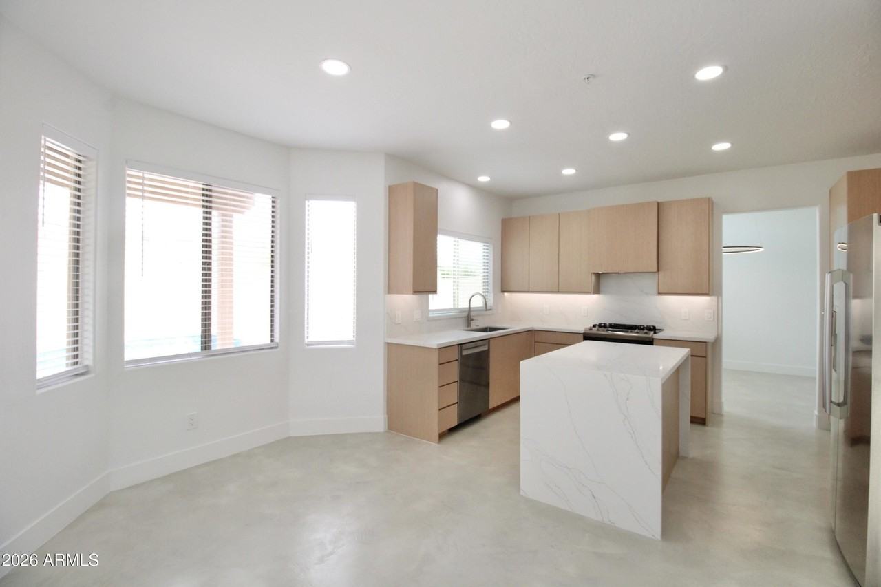 15019 N 100th Way - Photo 7 of 42