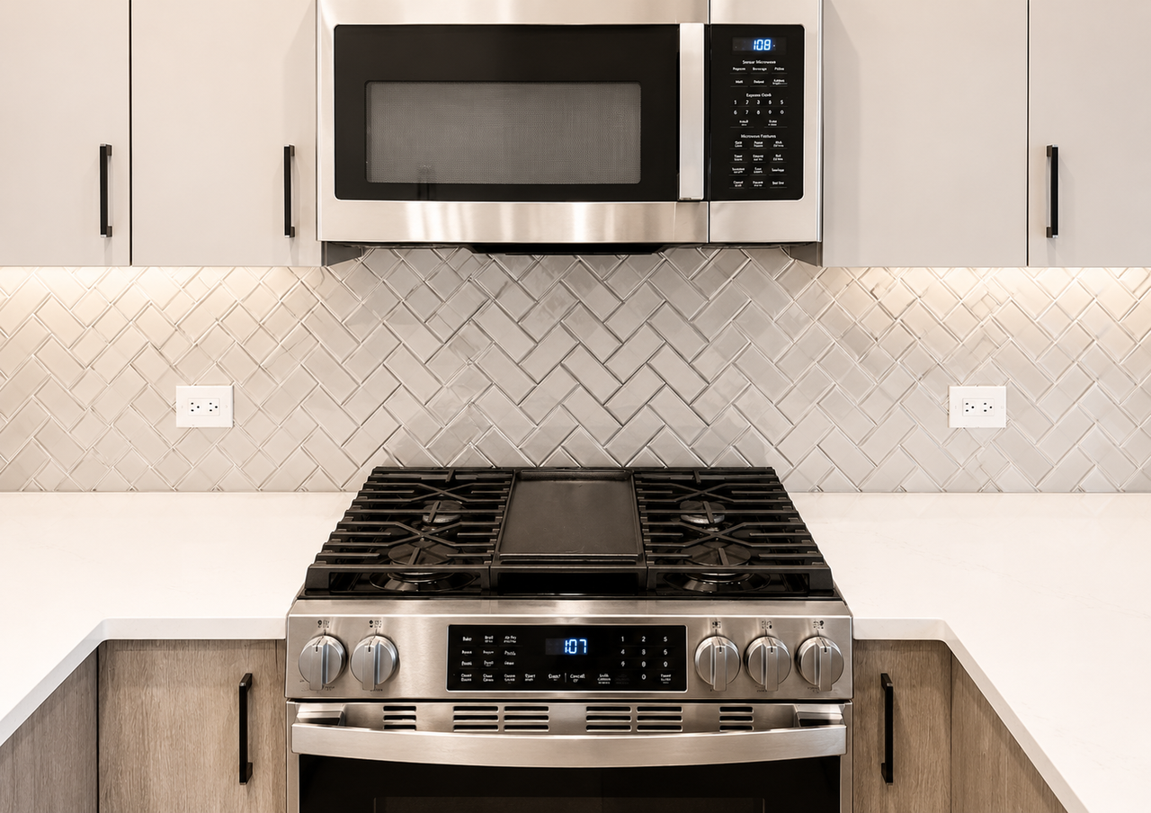 6530 S Champlain Ave #1 - Photo 7 of 8