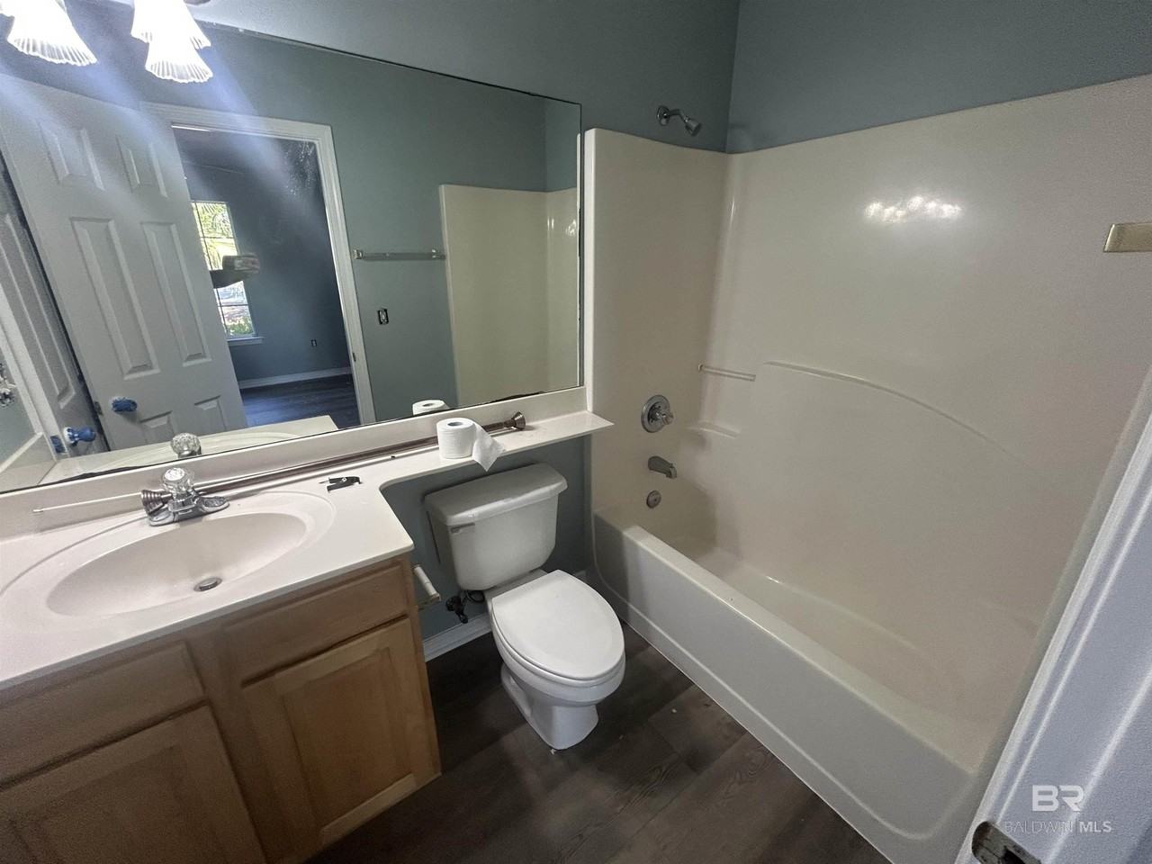 29595 Canal Rd - Photo 4 of 8