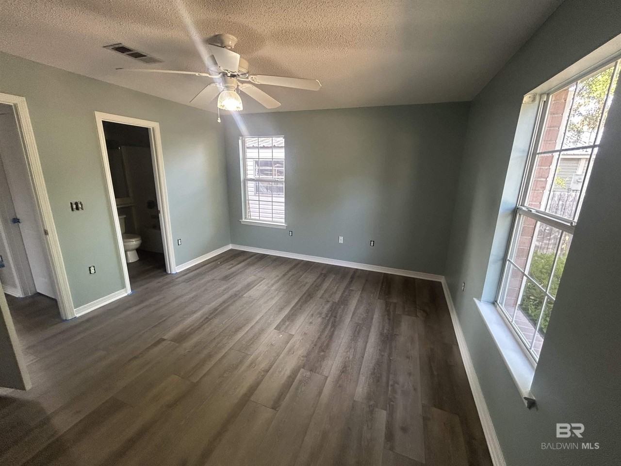 29595 Canal Rd - Photo 5 of 8