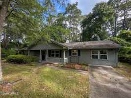 featured image of 2505 Hermitage Rd