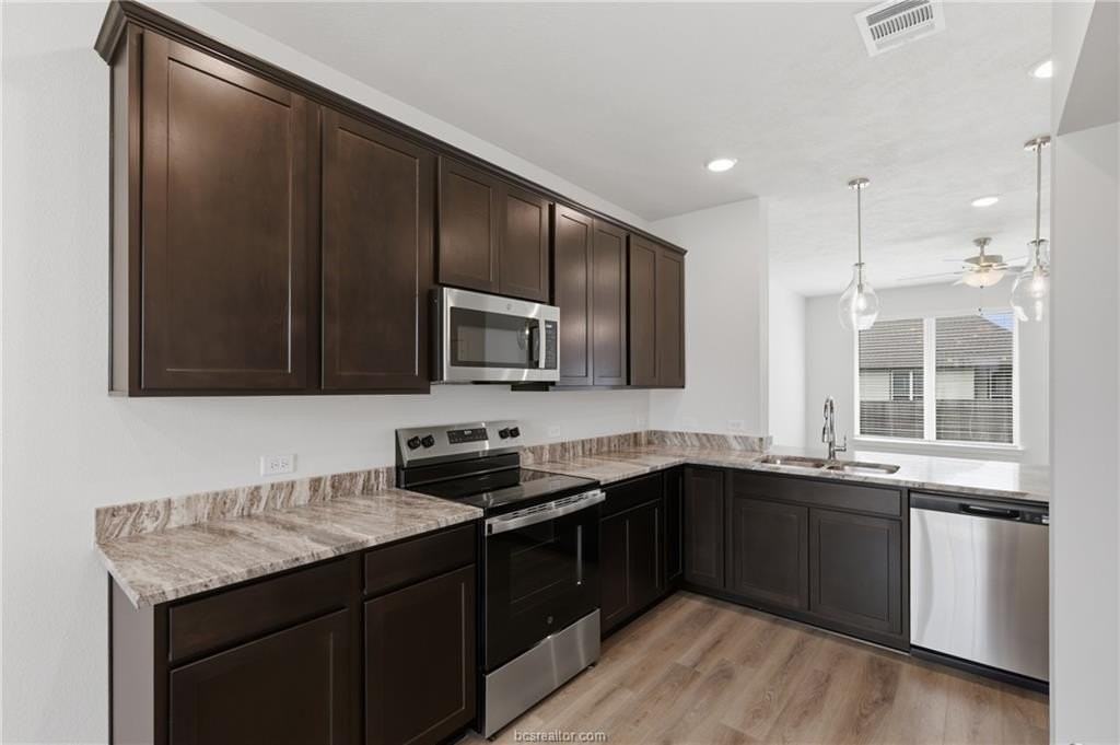 10633 Burgundy Berry Way - Photo 3 of 19