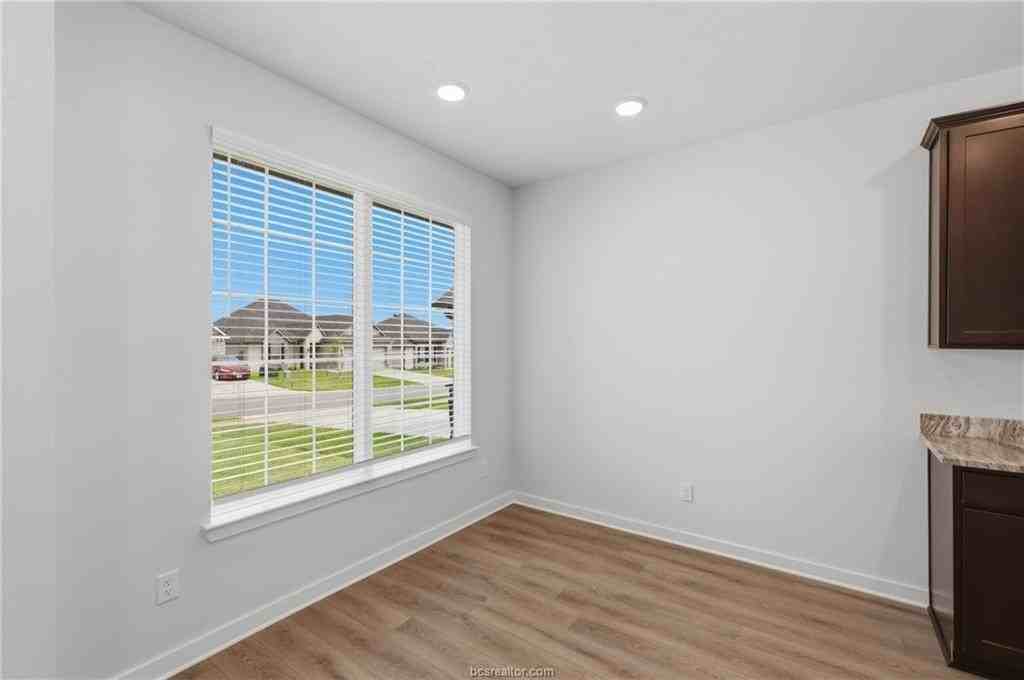 10633 Burgundy Berry Way - Photo 7 of 19