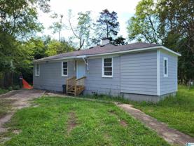400 72nd St N - Photo 1 of 1
