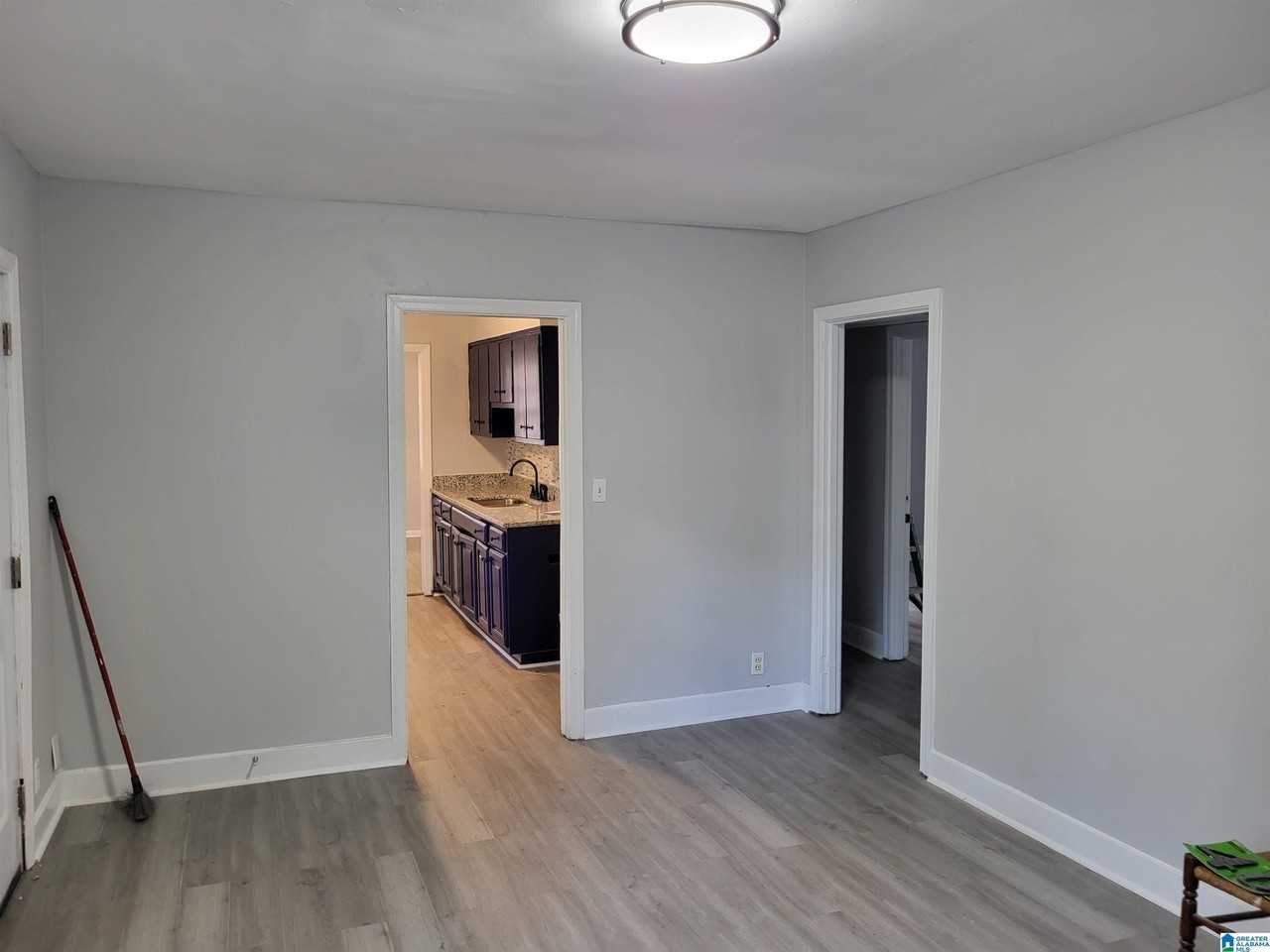 400 72nd St N - Photo 3 of 24