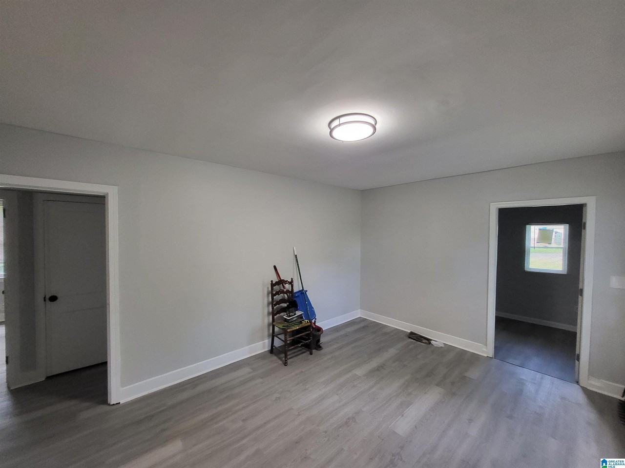 400 72nd St N - Photo 5 of 24
