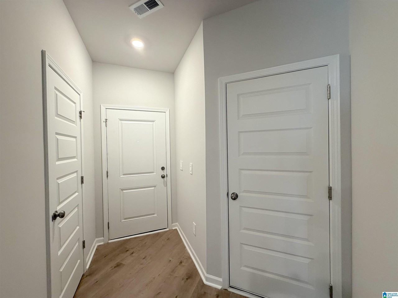 128 CHALLENGER WAY - Photo 3 of 38