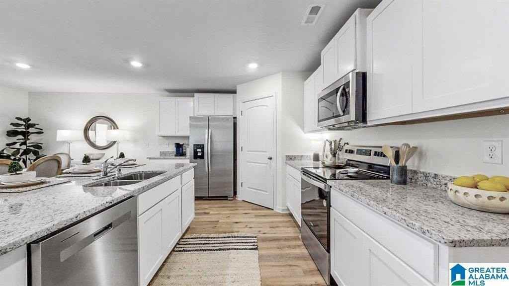 5586 Post Oak Trl - Photo 4 of 28
