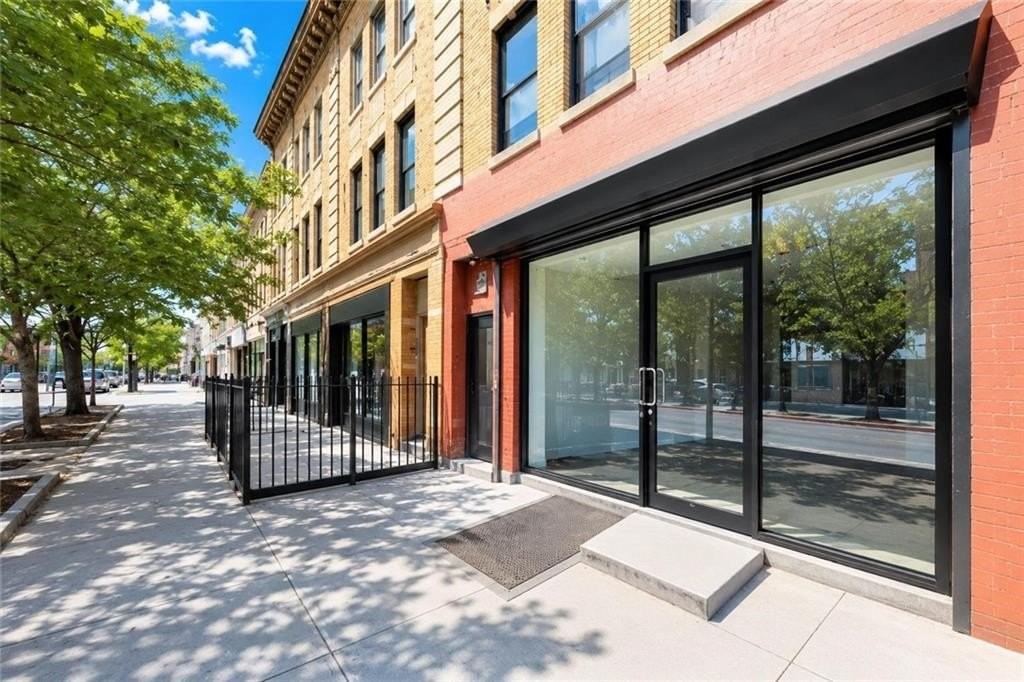 645 Rogers Ave - Photo 5 of 13