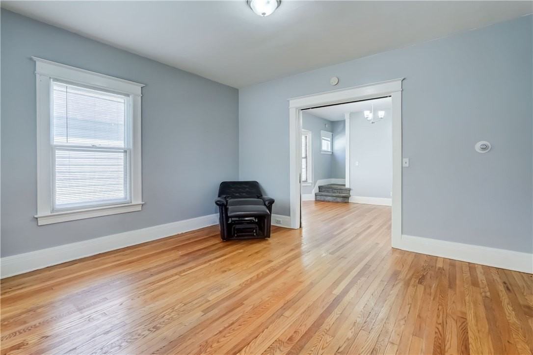 590 Garson Ave - Photo 7 of 24