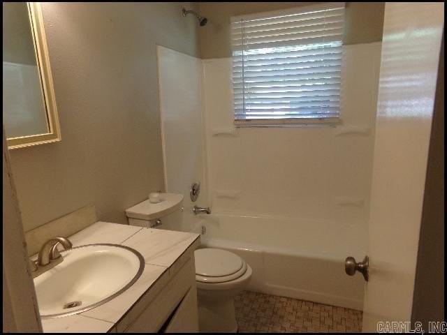 9200 Tedburn Cir - Photo 7 of 20