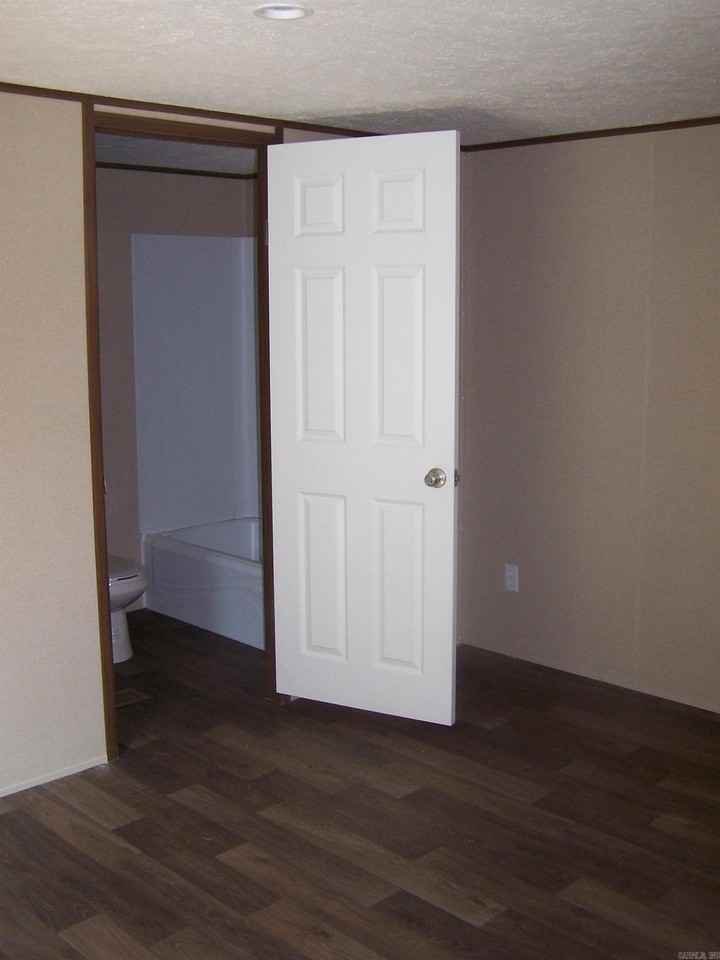 148 Pine St - Photo 6 of 6