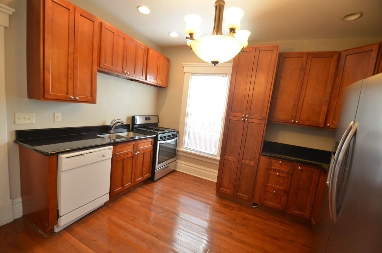 430 King Ave #B - Photo 3 of 15