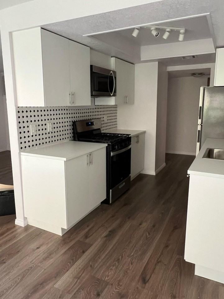 400 N Sunrise Way #150 - Photo 5 of 14