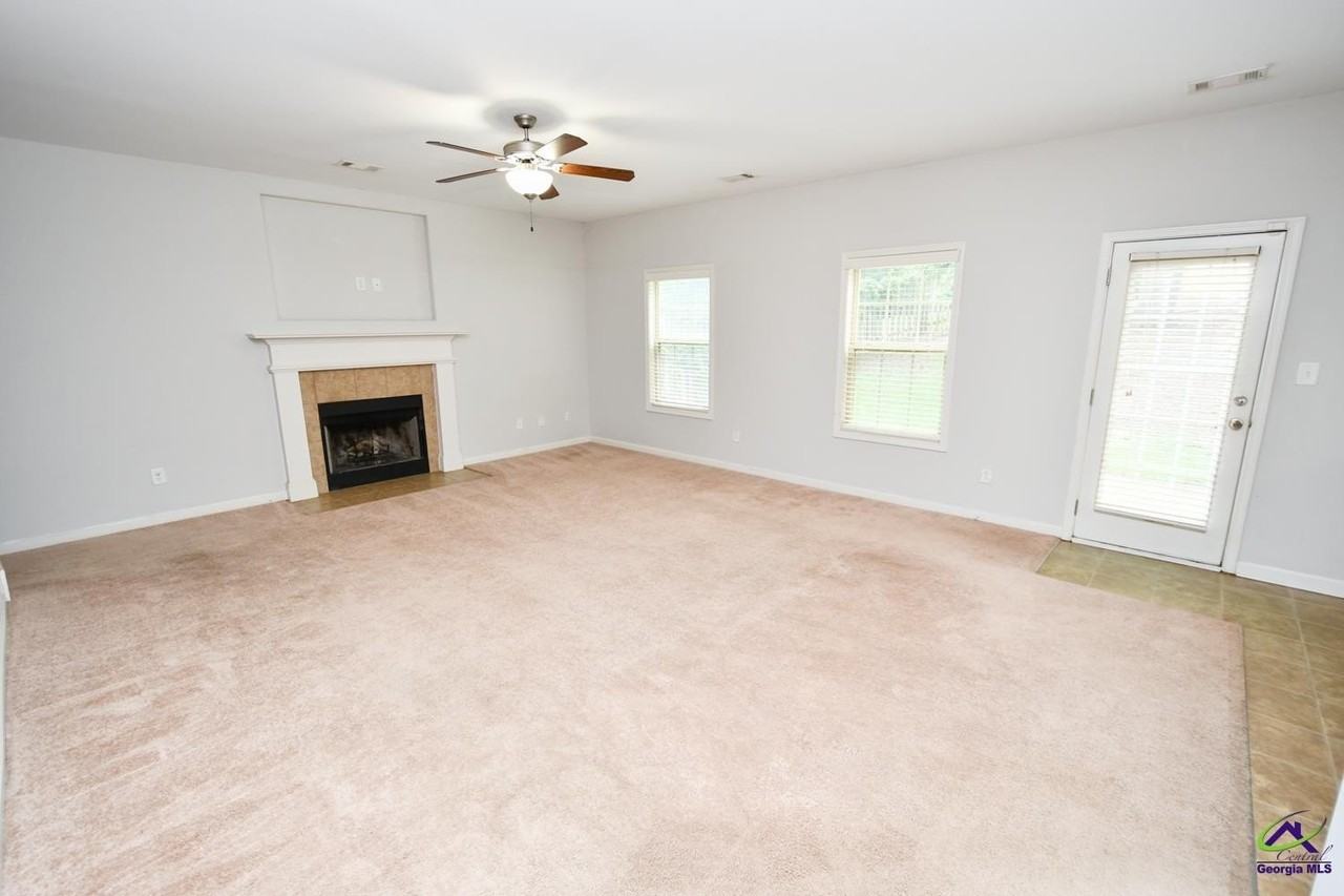 114 Great Oak Way - Photo 2 of 25