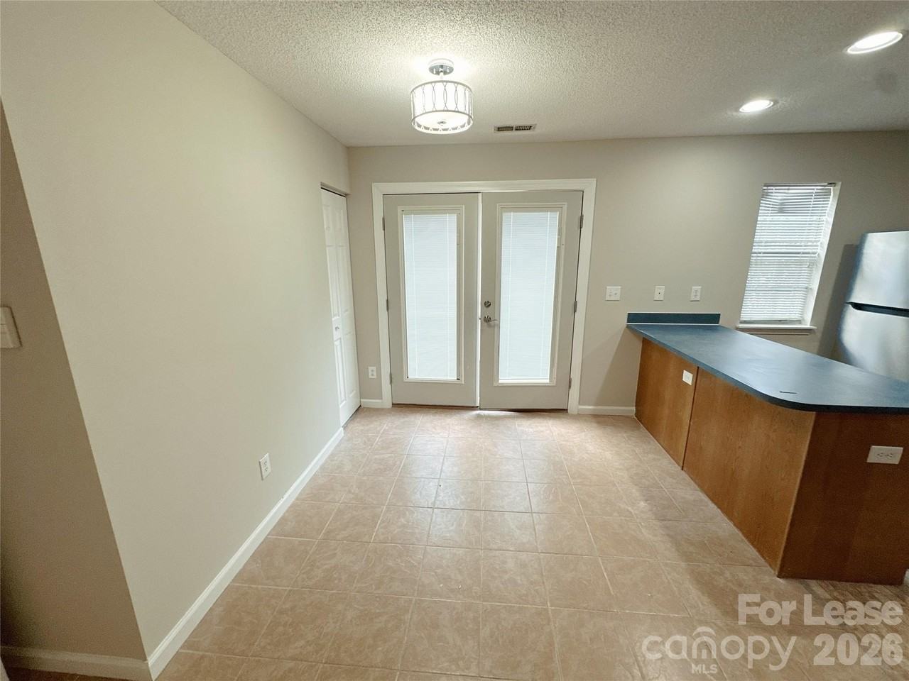 5745 Prescott Ct - Photo 5 of 16