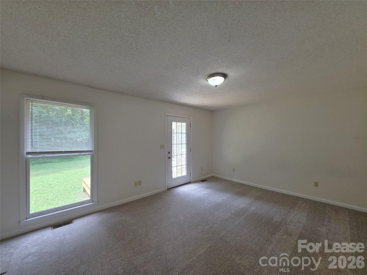 101 Vance Allen Ave - Photo 7 of 23