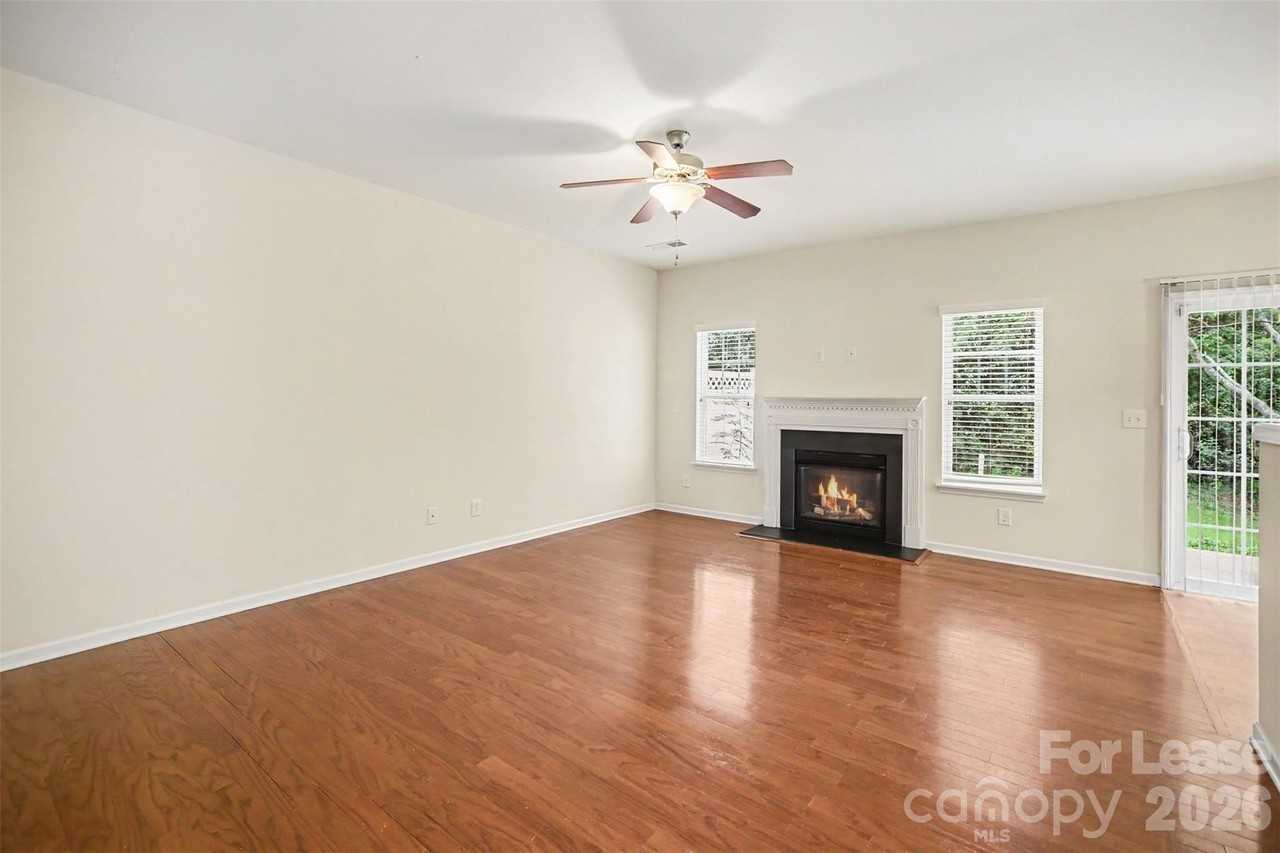 13809 Singleleaf Ln - Photo 2 of 19